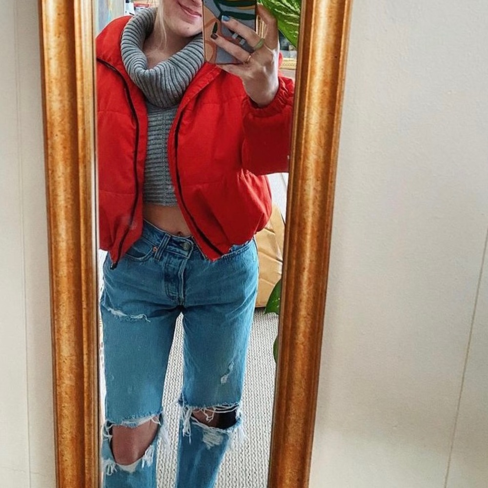 Cropped grey sweater